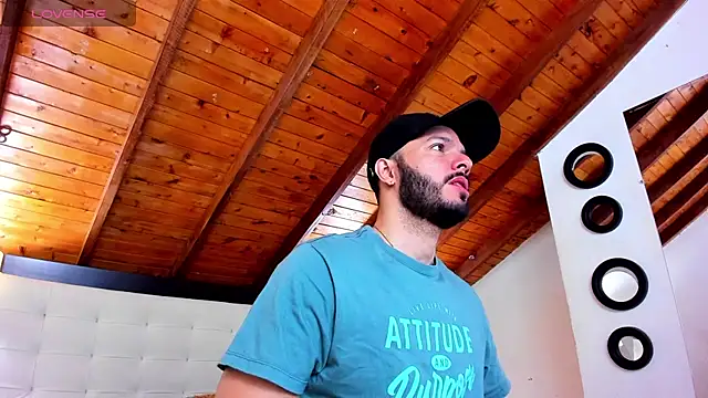 Tom Bailey online show from 29, 11, 2025