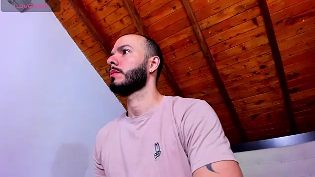 Tom Bailey online show from 4, 4, 2026