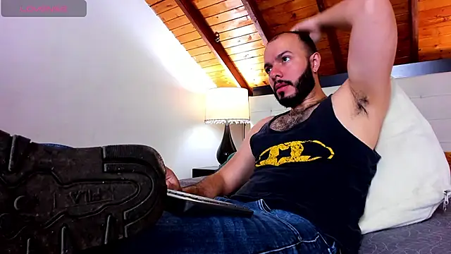 Tom Bailey online show from 2, 11, 2025