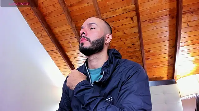 Tom Bailey online show from 7, 11, 2025