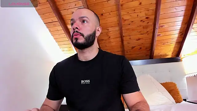 Tom Bailey online show from 3, 10, 2025