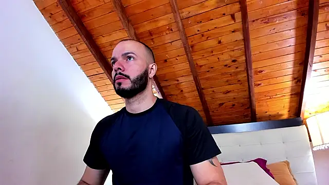 Tom Bailey online show from 1, 12, 2025