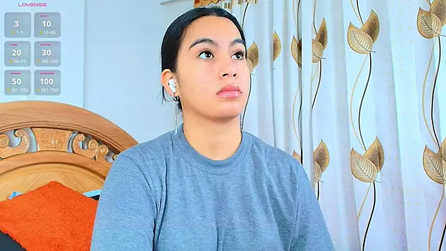 iris mandarine online show from 10, 9, 2025