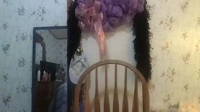 musclebooty70 online show from 30, 12, 2024