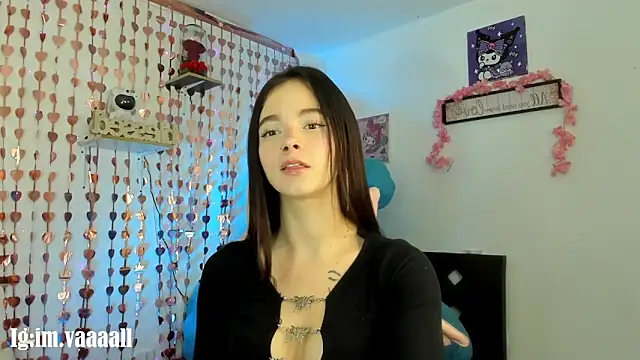 Snapshot of lucyy_tay chatting on 6, 11, 2025 lucyy tay online show from 6, 11, 2025