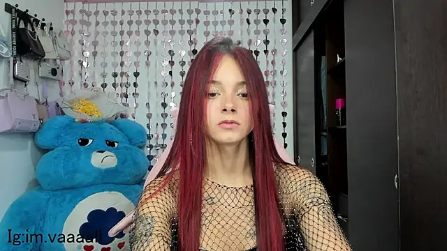 Snapshot of lucyy_tay chatting on 27, 1, 2025 lucyy tay online show from 27, 1, 2025