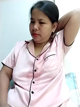 Snapshot of Lanyingxin18 chatting on 16, 11, 2025 Lanyingxin18 online show from 16, 11, 2025