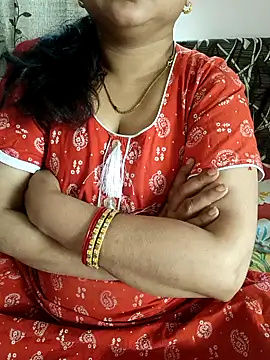 cuteyqueen online show from 2, 4, 2026