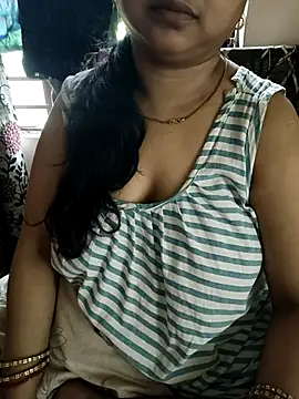 cuteyqueen online show from 4, 4, 2026