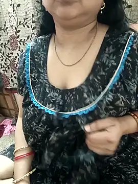 cuteyqueen online show from 14, 4, 2026