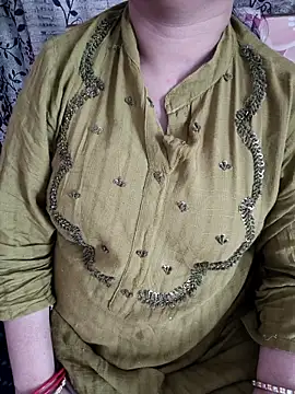 cuteyqueen online show from 12, 4, 2026