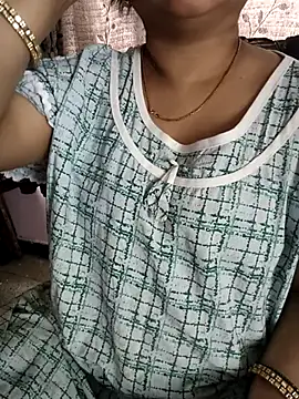 cuteyqueen online show from 18, 2, 2026