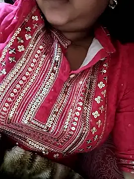 Snapshot of cuteyqueen chatting on 15, 1, 2026 cuteyqueen online show from 15, 1, 2026