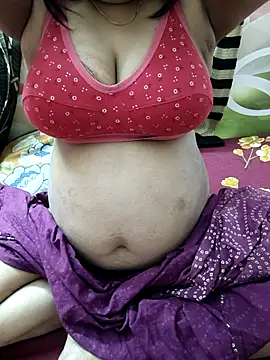 cuteyqueen online show from 6, 2, 2026