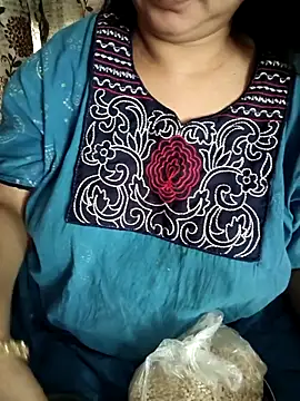 cuteyqueen online show from 10, 3, 2026