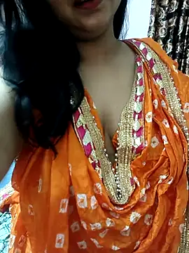 Snapshot of cuteyqueen chatting on 20, 9, 2025 cuteyqueen online show from 20, 9, 2025