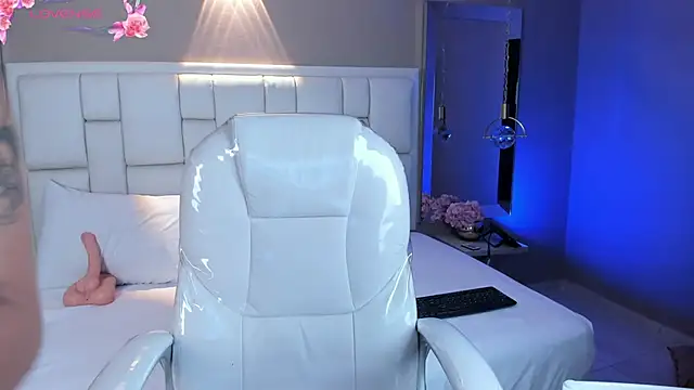 JessyEvans online show from 22, 10, 2025