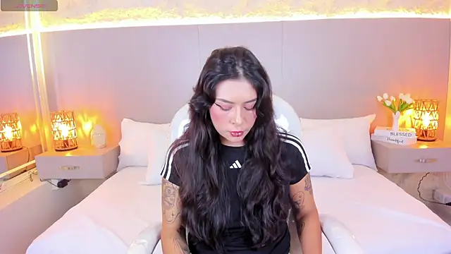 JessyEvans online show from 4, 4, 2026