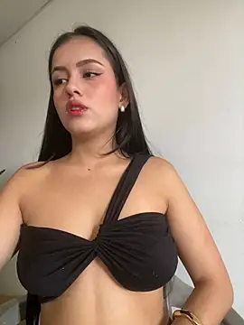 Snapshot of AbbyMillerrr chatting on 2, 5, 2026 AbbyMillerrr online show from 2, 5, 2026