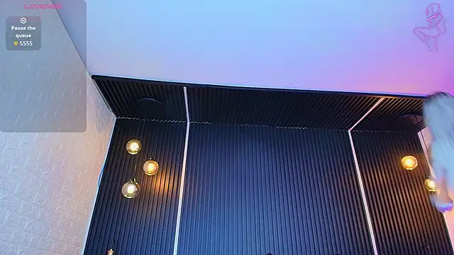  Holly Cat online show from 11, 9, 2025