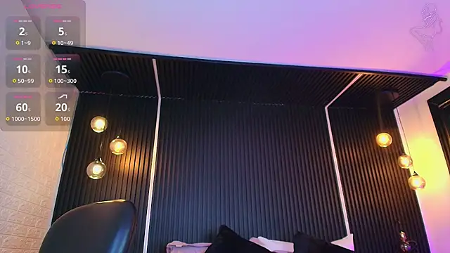  Holly Cat online show from 24, 10, 2025