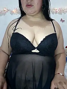 keterinjones--11 online show from 26, 11, 2025