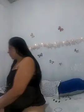 keterinjones--11 online show from 2, 10, 2025