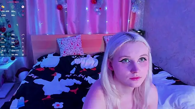 Snapshot of SweeteRose_Royce chatting on 22, 1, 2025 SweeteRose Royce online show from 22, 1, 2025