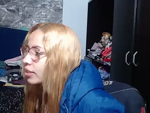 THEBOSSLARA online show from 13, 11, 2025