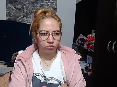 THEBOSSLARA online show from 15, 11, 2025