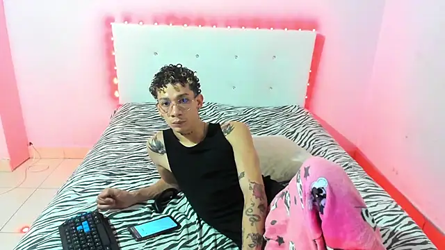 mateodeamjo online show from 18, 10, 2025