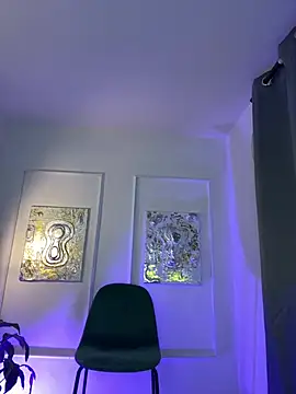 Valermodel online show from 12, 1, 2026