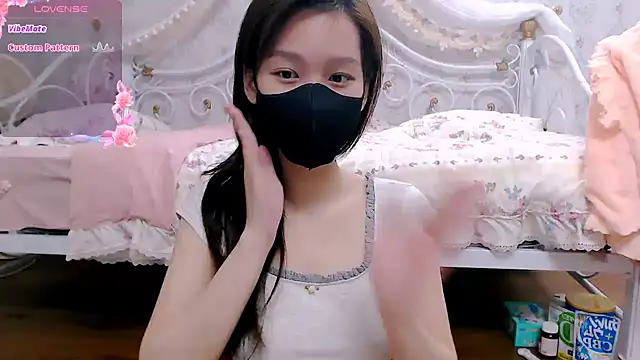 Gyuu-Nyuu online show from 21, 2, 2025