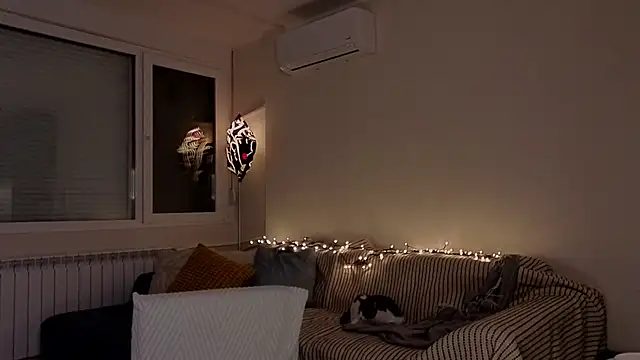 amber quell here online show from 19, 12, 2025