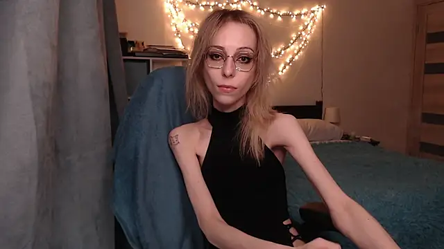 amber quell here online show from 1, 3, 2025