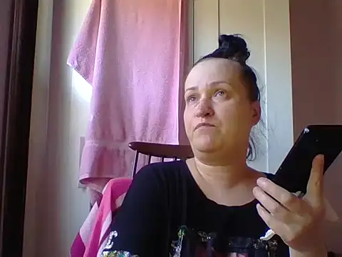  squirty cum lady  online show from 18, 3, 2025