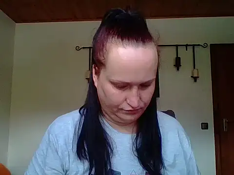  squirty cum lady  online show from 13, 9, 2025