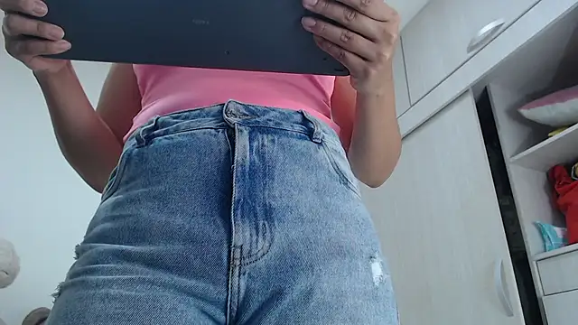 Amelia Debora Antonella online show from 25, 10, 2025