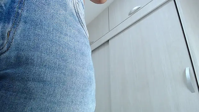 Amelia Debora Antonella online show from 6, 11, 2025