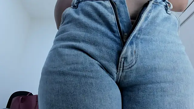 Amelia Debora Antonella online show from 24, 2, 2026