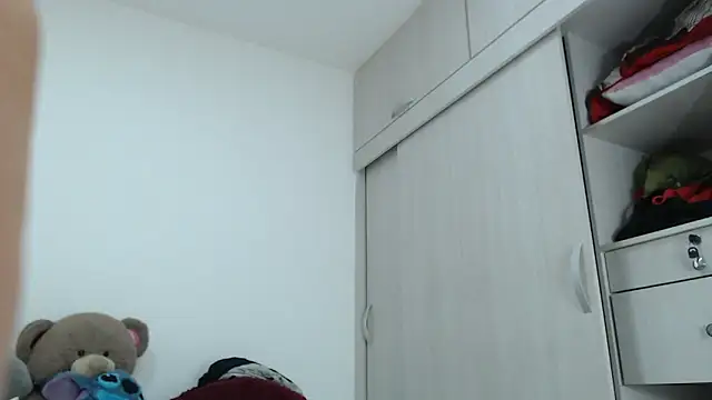 Amelia Debora Antonella online show from 4, 11, 2025