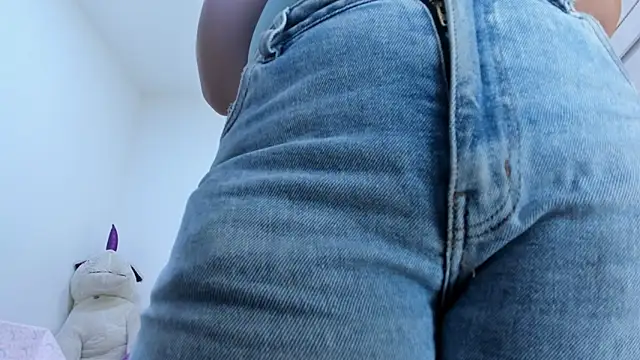 Amelia Debora Antonella online show from 28, 3, 2026