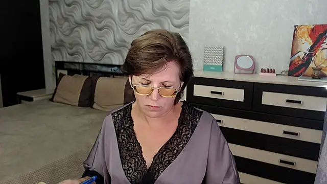 VitaCharm online show from 13, 9, 2025