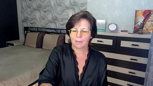 VitaCharm online show from 8, 9, 2025