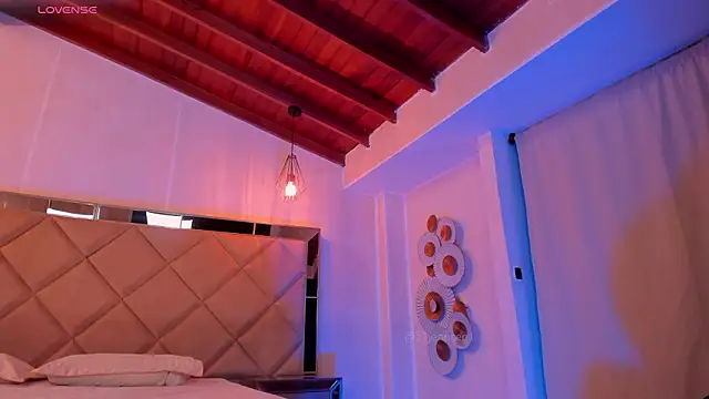 AllyJensen online show from 4, 3, 2026