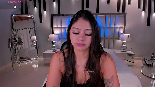Snapshot of AllyJensen chatting on 26, 6, 2026 AllyJensen online show from 26, 6, 2026