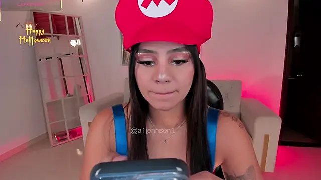 Snapshot of AllyJensen chatting on 30, 10, 2025 AllyJensen online show from 30, 10, 2025