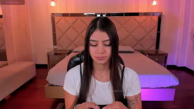 AllyJensen online show from 6, 3, 2026