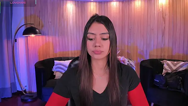 Snapshot of AllyJensen chatting on 13, 11, 2025 AllyJensen online show from 13, 11, 2025