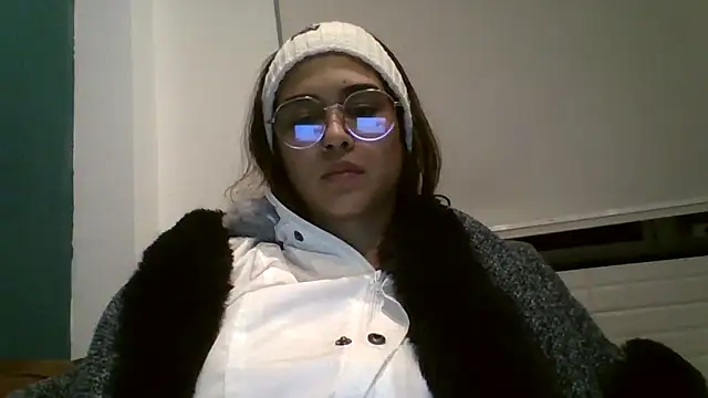 trianabell online show from 1, 12, 2025